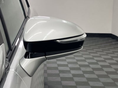 2020 Toyota Mirai Base