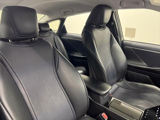 2020 Toyota Mirai Base