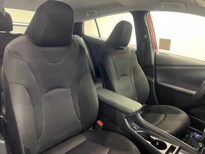 2021 Toyota Prius L