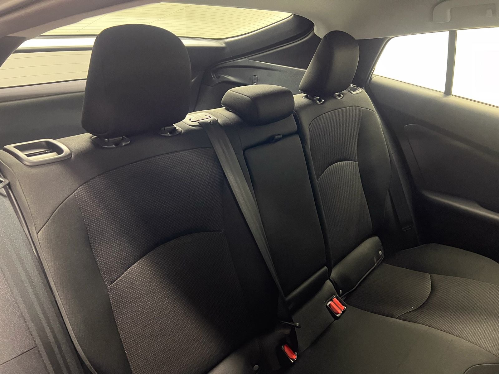 2021 Toyota Prius L