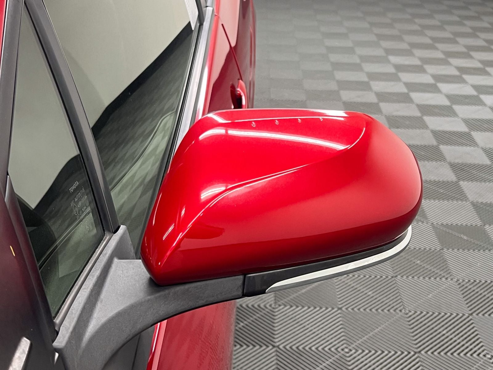 2021 Toyota Prius L