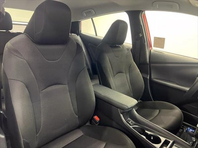 2021 Toyota Prius L