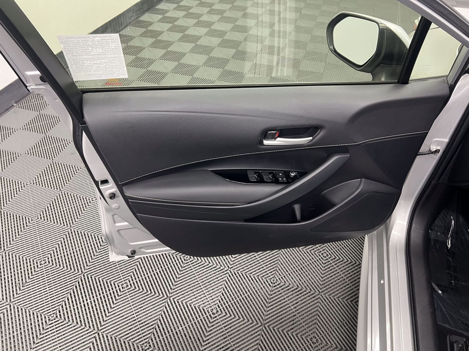 2021 Toyota Corolla Hatchback SE