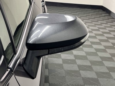 2023 Toyota Corolla Hatchback SE